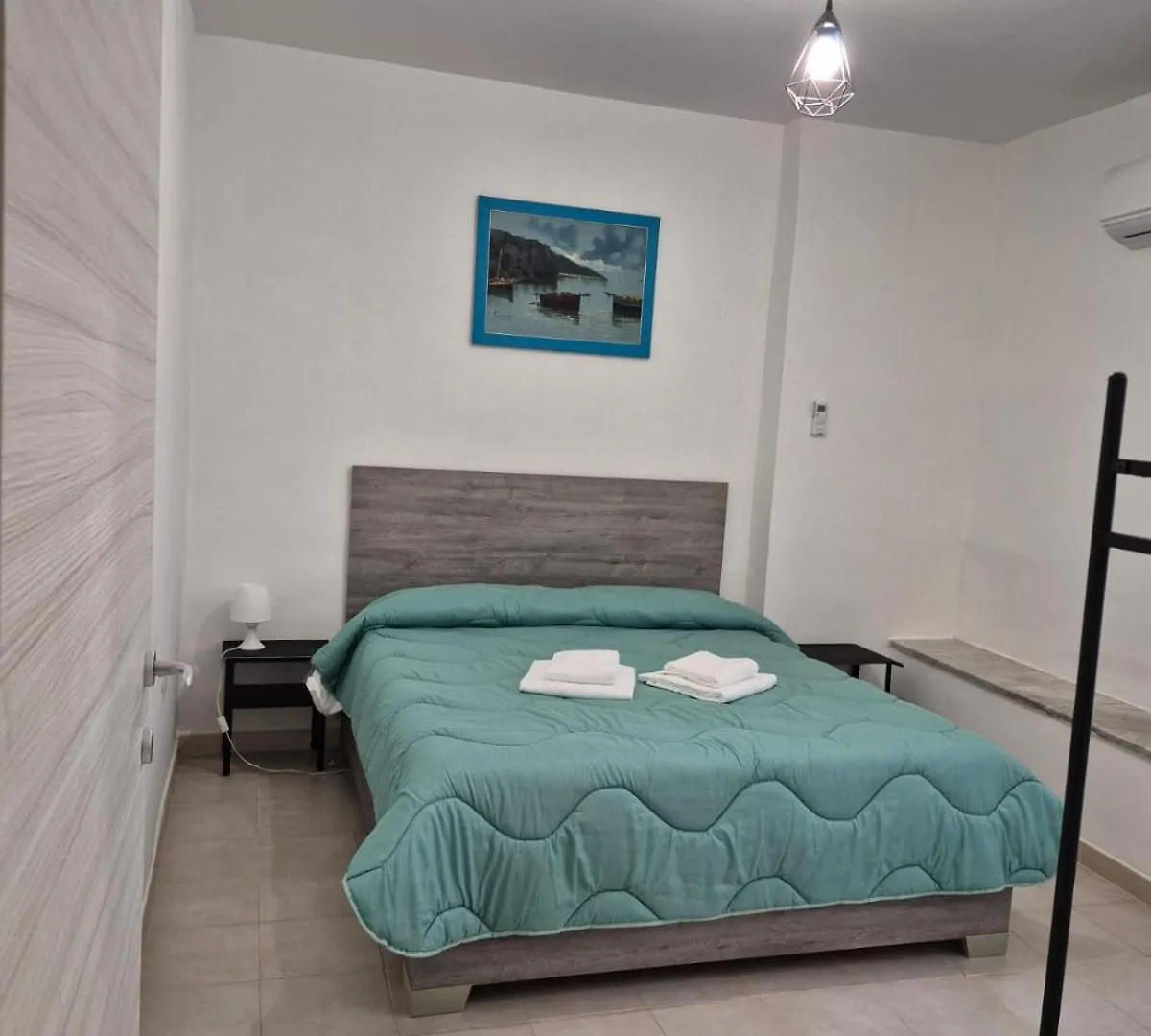 A Casa Di Ilaria Apartment Naples Italy